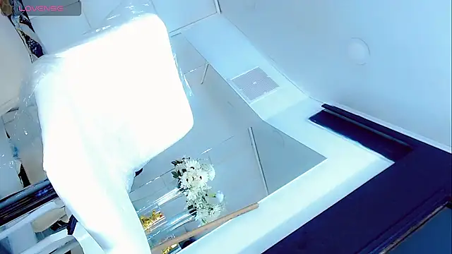 KatyuscaSubmissive online show from October 2025 07:41:01 PM