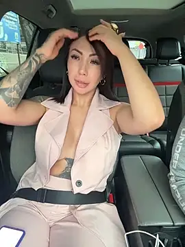 Sarahlove 90 online show from September 2025 06:57:02 PM