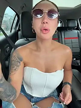 Sarahlove 90 online show from October 2025 08:31:02 PM