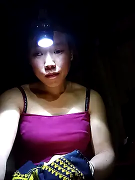 Ngocmi909 online show from January 2026 01:16:02 PM