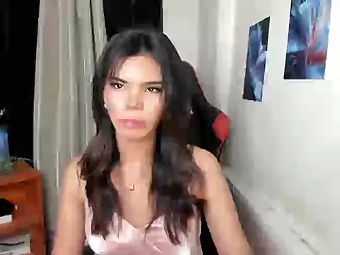 Snapshot of dianne_swift chatting on June 2026 10:34:02 PM dianne swift online show from June 2026 10:34:02 PM