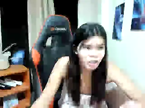 Snapshot of dianne_swift chatting on July 2026 11:10:02 PM dianne swift online show from July 2026 11:10:02 PM