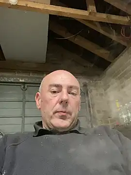 Snapshot of Richmcgee chatting on March 2026 08:23:02 PM Richmcgee online show from March 2026 08:23:02 PM