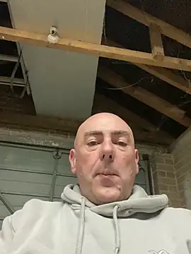 Snapshot of Richmcgee chatting on March 2026 08:15:01 PM Richmcgee online show from March 2026 08:15:01 PM