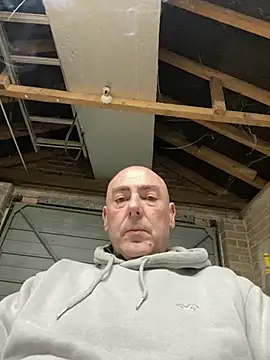 Snapshot of Richmcgee chatting on March 2026 08:13:02 PM Richmcgee online show from March 2026 08:13:02 PM