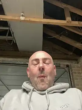Snapshot of Richmcgee chatting on March 2026 08:23:01 PM Richmcgee online show from March 2026 08:23:01 PM
