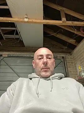 Snapshot of Richmcgee chatting on March 2026 08:23:02 PM Richmcgee online show from March 2026 08:23:02 PM
