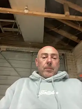 Snapshot of Richmcgee chatting on March 2026 08:26:01 PM Richmcgee online show from March 2026 08:26:01 PM
