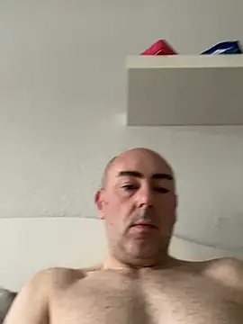 Snapshot of Richmcgee chatting on March 2026 08:36:01 AM Richmcgee online show from March 2026 08:36:01 AM