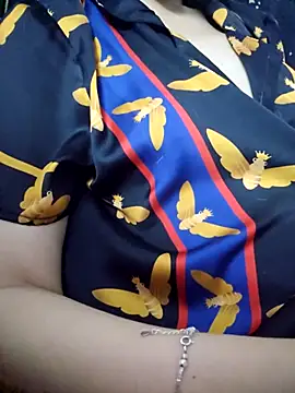 Snapshot of _Thaotam_ chatting on October 2025 07:50:02 AM Thaotam online show from October 2025 07:50:02 AM