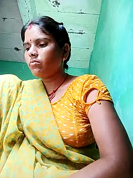 Snapshot of Sexy_queeny chatting on September 2025 07:43:01 AM Sexy queeny online show from September 2025 07:43:01 AM