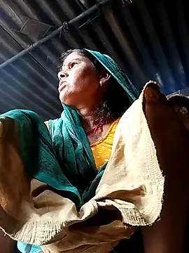 Snapshot of Sexy_queeny chatting on October 2025 03:34:02 AM Sexy queeny online show from October 2025 03:34:02 AM