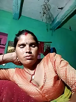 Snapshot of Sexy_queeny chatting on October 2025 03:01:01 PM Sexy queeny online show from October 2025 03:01:01 PM