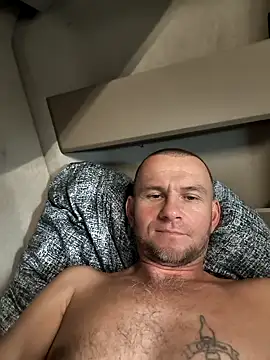 Snapshot of RoadDaddyXL chatting on October 2025 10:45:01 AM RoadDaddyXL online show from October 2025 10:45:01 AM