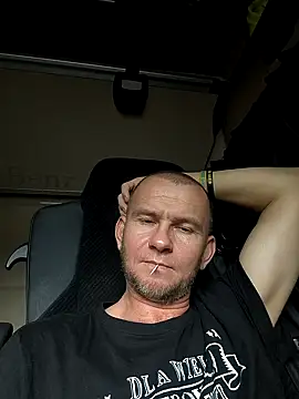 Snapshot of RoadDaddyXL chatting on October 2025 10:13:02 AM RoadDaddyXL online show from October 2025 10:13:02 AM