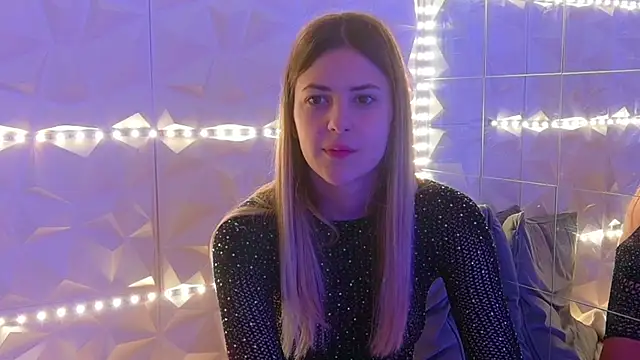 Aishha  online show from December 2025 05:35:02 AM