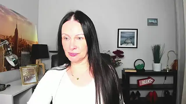 Snapshot of Velvet_Jasmine chatting on September 2025 05:33:01 AM Velvet Jasmine online show from September 2025 05:33:01 AM