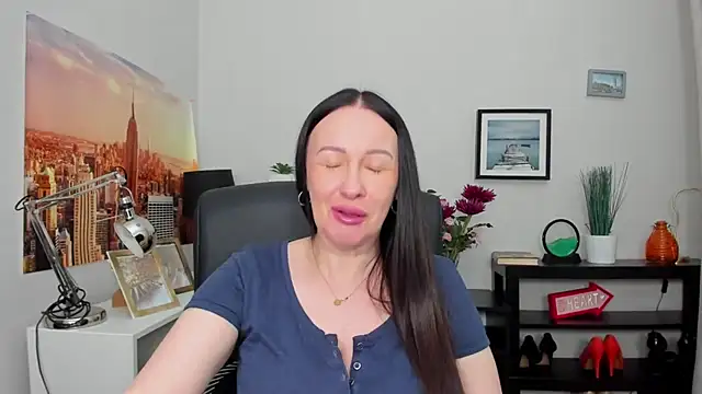 Snapshot of Velvet_Jasmine chatting on October 2025 05:27:01 AM Velvet Jasmine online show from October 2025 05:27:01 AM