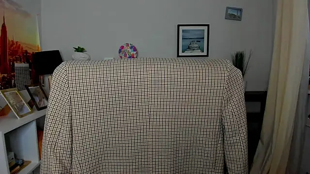 Snapshot of Velvet_Jasmine chatting on November 2025 07:32:01 AM Velvet Jasmine online show from November 2025 07:32:01 AM