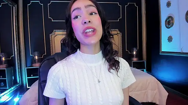 aitana johns online show from November 2025 12:16:02 PM