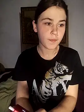 Snapshot of ToryTayler chatting on April 2026 09:06:01 PM ToryTayler online show from April 2026 09:06:01 PM