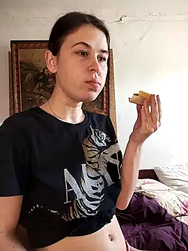 Snapshot of ToryTayler chatting on April 2026 11:52:02 AM ToryTayler online show from April 2026 11:52:02 AM