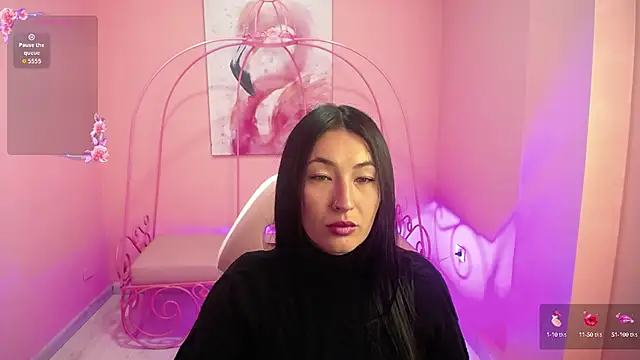 Isabella Mendez  online show from September 2025 01:13:01 PM