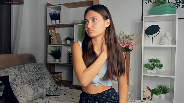 Snapshot of FunnyyMonkeyy chatting on October 2025 09:07:02 AM FunnyyMonkeyy online show from October 2025 09:07:02 AM