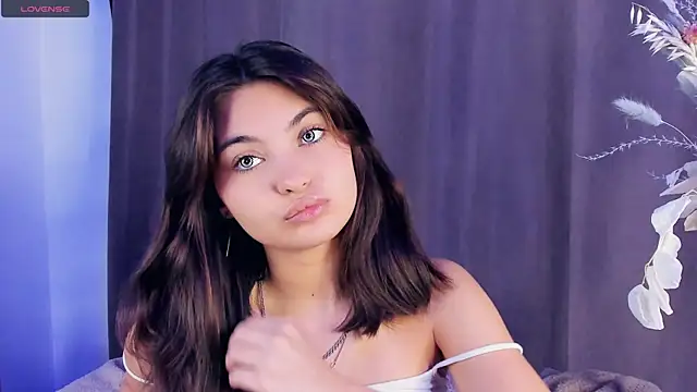 Snapshot of FunnyyMonkeyy chatting on November 2025 08:14:02 AM FunnyyMonkeyy online show from November 2025 08:14:02 AM