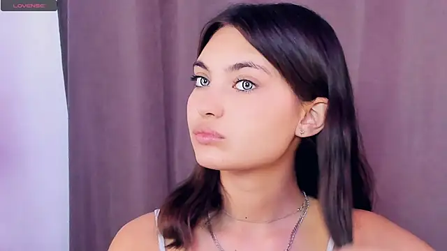 Snapshot of FunnyyMonkeyy chatting on November 2025 08:05:01 AM FunnyyMonkeyy online show from November 2025 08:05:01 AM