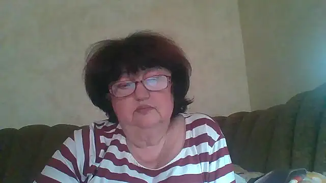 Snapshot of MilaSky5303 chatting on September 2025 02:29:02 PM MilaSky5303 online show from September 2025 02:29:02 PM