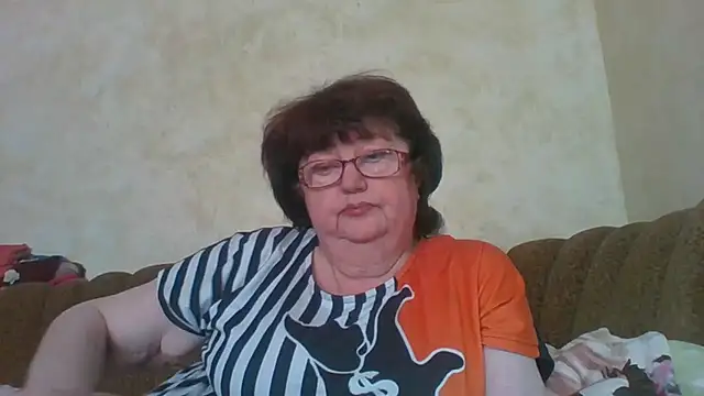 Snapshot of MilaSky5303 chatting on September 2025 08:19:01 AM MilaSky5303 online show from September 2025 08:19:01 AM