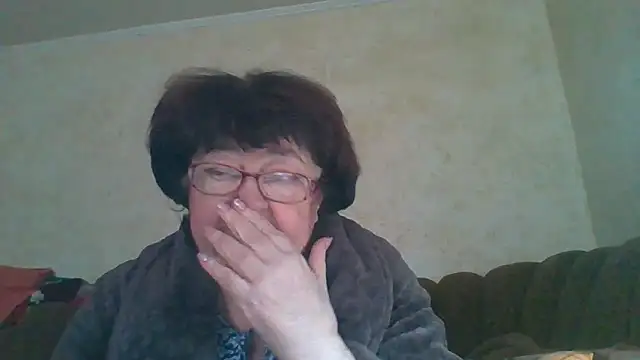 Snapshot of MilaSky5303 chatting on October 2025 09:27:01 AM MilaSky5303 online show from October 2025 09:27:01 AM