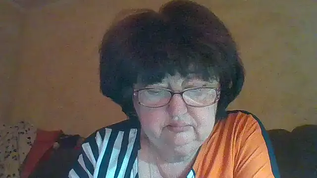 Snapshot of MilaSky5303 chatting on October 2025 08:51:01 PM MilaSky5303 online show from October 2025 08:51:01 PM