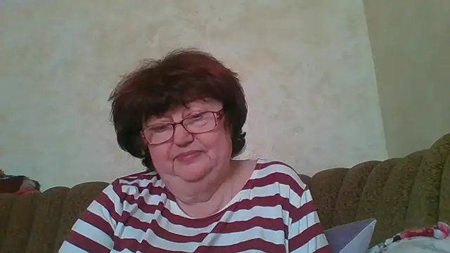 Snapshot of MilaSky5303 chatting on October 2025 10:13:02 AM MilaSky5303 online show from October 2025 10:13:02 AM