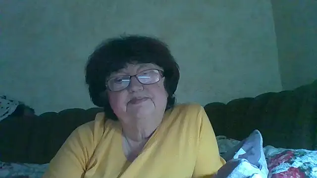 Snapshot of MilaSky5303 chatting on October 2025 10:41:02 AM MilaSky5303 online show from October 2025 10:41:02 AM