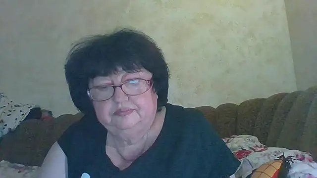 Snapshot of MilaSky5303 chatting on November 2025 11:10:02 AM MilaSky5303 online show from November 2025 11:10:02 AM