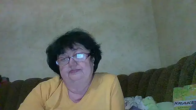 Snapshot of MilaSky5303 chatting on November 2025 04:06:01 PM MilaSky5303 online show from November 2025 04:06:01 PM