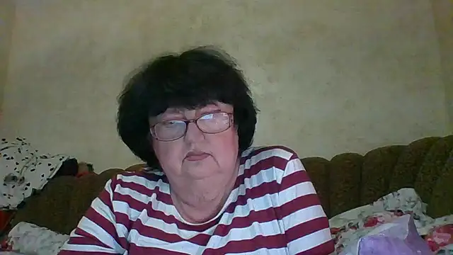 Snapshot of MilaSky5303 chatting on November 2025 02:56:01 PM MilaSky5303 online show from November 2025 02:56:01 PM