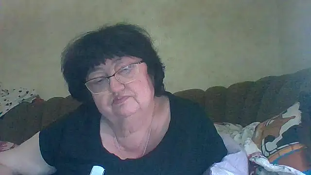 Snapshot of MilaSky5303 chatting on November 2025 08:19:01 PM MilaSky5303 online show from November 2025 08:19:01 PM