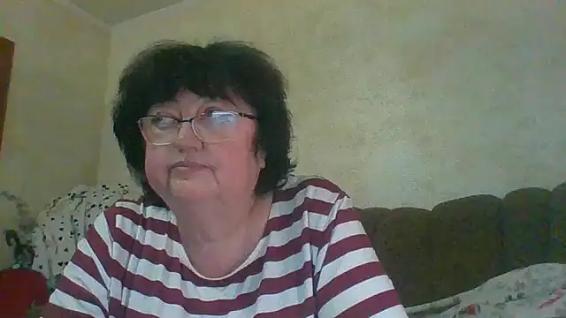 Snapshot of MilaSky5303 chatting on November 2025 11:21:01 AM MilaSky5303 online show from November 2025 11:21:01 AM