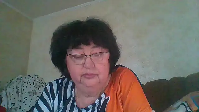 Snapshot of MilaSky5303 chatting on November 2025 08:14:02 AM MilaSky5303 online show from November 2025 08:14:02 AM