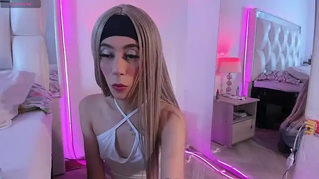 Darlyn tenderhot   online show from April 2026 04:24:01 PM