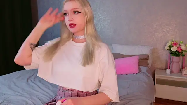 trinnity sweet online show from November 2025 07:46:02 PM