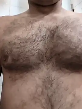 Snapshot of MC353535 chatting on April 2026 11:27:02 PM MC353535 online show from April 2026 11:27:02 PM