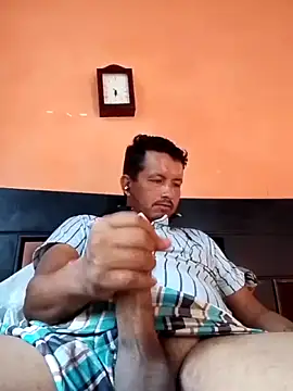 colombiano198720 online show from December 2025 12:10:02 PM