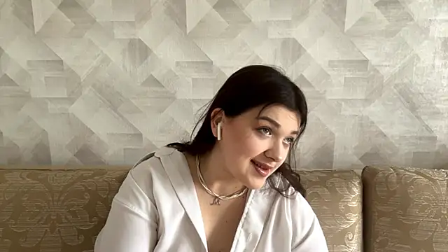 Snapshot of CarylWeatherholtz chatting on October 2025 10:26:01 AM CarylWeatherholtz online show from October 2025 10:26:01 AM