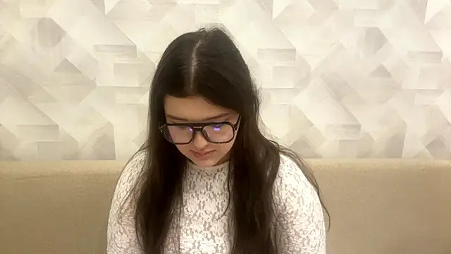 Snapshot of CarylWeatherholtz chatting on November 2025 12:44:02 PM CarylWeatherholtz online show from November 2025 12:44:02 PM