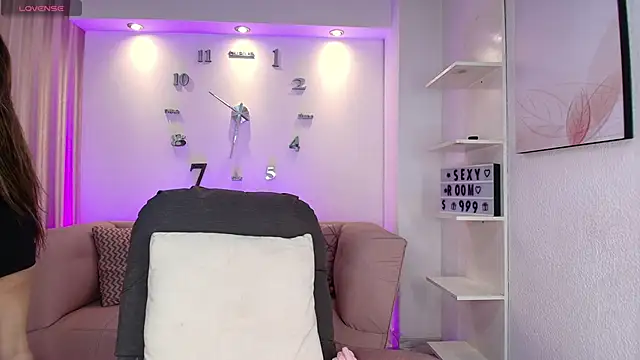 Snapshot of 1SloppyFox4 chatting on September 2025 05:09:02 AM 1SloppyFox4 online show from September 2025 05:09:02 AM