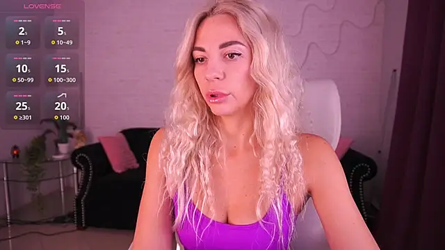 Snapshot of BellaRayyy chatting on December 2025 02:00:02 PM BellaRayyy online show from December 2025 02:00:02 PM